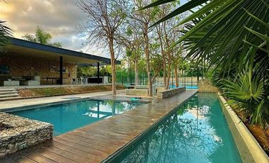 CASA EN RENTA MERIDA, CONKAL, PRIVADA ARBOREA, DISPONIBLE.