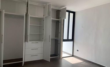 CASA EN RENTA MERIDA, CONKAL, PRIVADA ARBOREA, DISPONIBLE.