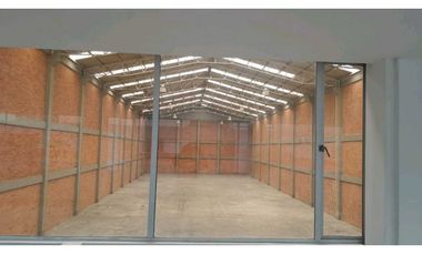 BODEGA EN ARRIENDO EN PARQUE INDUSTRIAL,SIBERIA