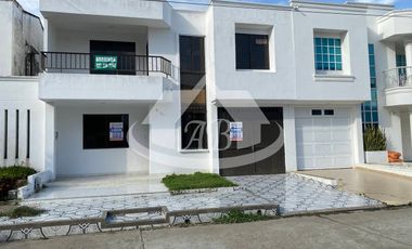 CASA EN ARRIENDO BARRIO LA CASTELLANA |9564