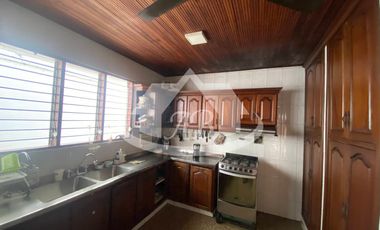 CASA EN ARRIENDO Y VENTA BARRIO LA CASTELLANA |9568