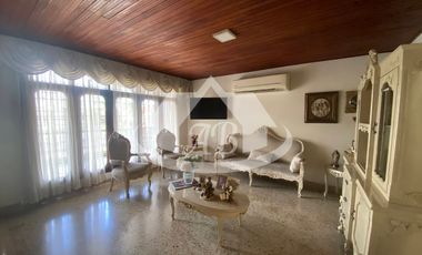 CASA EN ARRIENDO Y VENTA BARRIO LA CASTELLANA |9568
