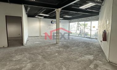 VENTA DE LOCAL EN PLANTA BAJA EN PLAZA LAS PALMAS (L16)