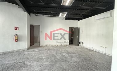 VENTA DE LOCAL EN PLANTA BAJA EN PLAZA LAS PALMAS (L16)