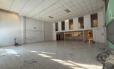La Candelaria BODEGA en RENTA, oficinas, acceso para trailer, El Coecillo, Killian