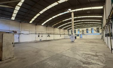 La Candelaria BODEGA en RENTA, oficinas, acceso para trailer, El Coecillo, Killian