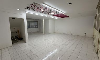 La Candelaria BODEGA en RENTA, oficinas, acceso para trailer, El Coecillo, Killian