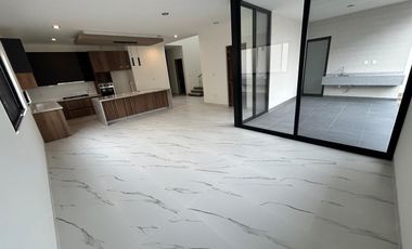 Casa en Residencial El Molino