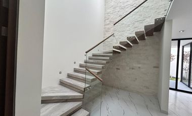 Casa en Residencial El Molino