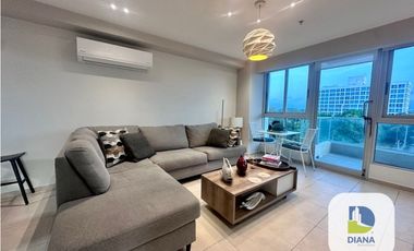 Alquiler de apartamento amueblado en Coronado