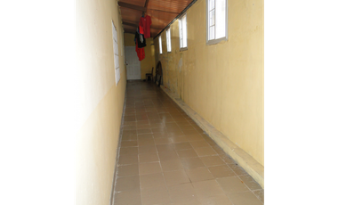 VENTA URB. LAS VERDES ARRAIJAN - 5 REC.