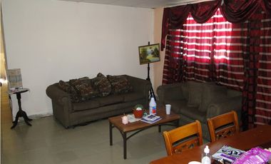VENTA URB. LAS VERDES ARRAIJAN - 5 REC.