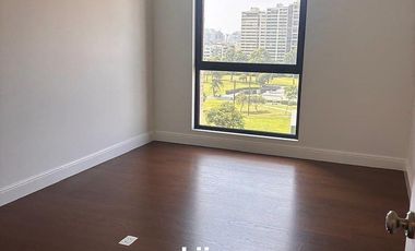 ESPECTACULAR PH DUPLEX EN ALQUILER VISTA EN SAN ISIDRO FRENTE AL GOLF