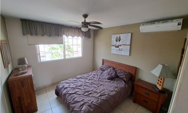 BRISAS DEL GOLF / PH BRISAS VILLAGE / 269M / 3 HABITACIÓN / 2 NIVELES