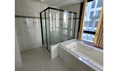 Se vende Apto en Condesa del.Mar