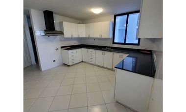 Se vende Apto en Condesa del.Mar