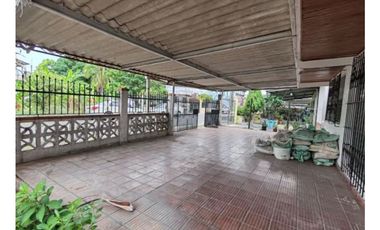 SE VENDE CASA EN RIO ABAJO