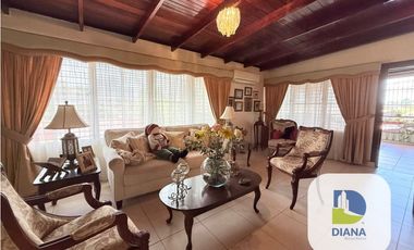 Venta de casa en EL DORADO