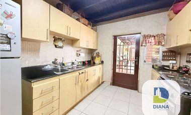 Venta de casa en EL DORADO