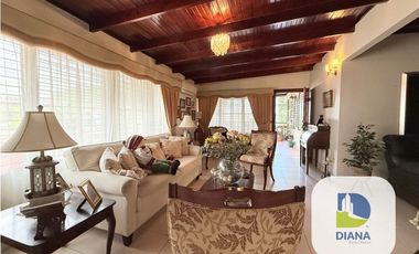 Venta de casa en EL DORADO