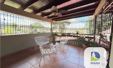 Venta de casa en EL DORADO