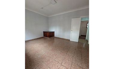 ZONA GUEMES ALQUILER 3 AMBIENTES CON DEPENDENCIA
