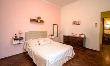PH EN VENTA 2 DORMITORIOS CON PATIO ZONA CENTRO