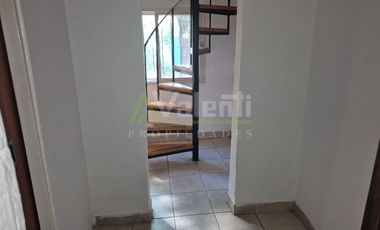 Casa PH en alquiler en Parque Johnston