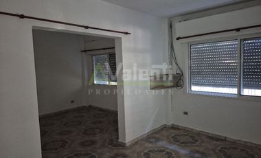Casa PH en alquiler en Parque Johnston
