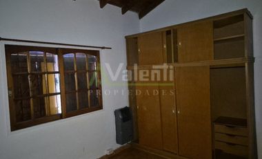 Casa PH en alquiler en Parque Johnston