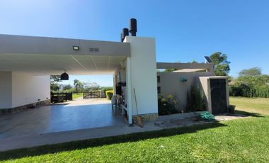 Casa quinta en venta de 294m2 ubicado en El Ceibal