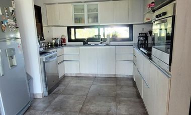 Casa quinta en venta de 294m2 ubicado en El Ceibal