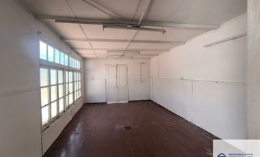 Casa en alquiler c/ cochera en Maipú