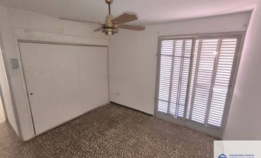 Casa en alquiler c/ cochera en Maipú