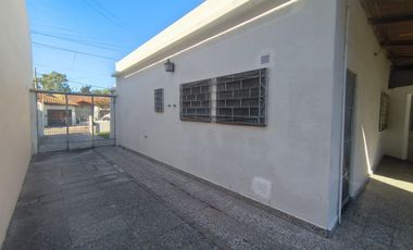 CASA 3 AMBIENTES JARDIN APTO CREDITO ALDO BONZI