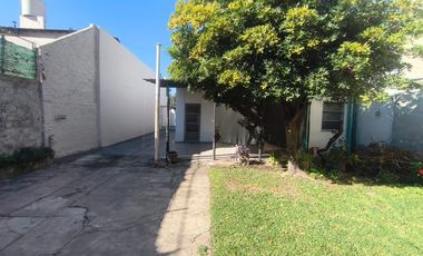 CASA 3 AMBIENTES JARDIN APTO CREDITO ALDO BONZI