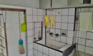 CASA 6 AMB. CON DOS DEPTOS EN VENTA ALMTE BROWN