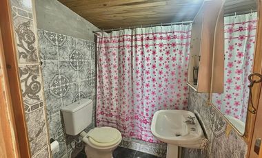 CASA 6 AMB. CON DOS DEPTOS EN VENTA ALMTE BROWN