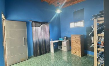 CASA 6 AMB. CON DOS DEPTOS EN VENTA ALMTE BROWN