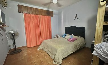 CASA 6 AMB. CON DOS DEPTOS EN VENTA ALMTE BROWN