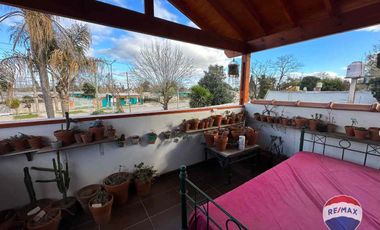 CASA 5 AMBIENTES VENTA GLEW PILETA QUINCHO PATIO