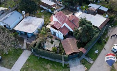 CASA 5 AMBIENTES VENTA GLEW PILETA QUINCHO PATIO