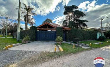 CASA 5 AMBIENTES VENTA GLEW PILETA QUINCHO PATIO
