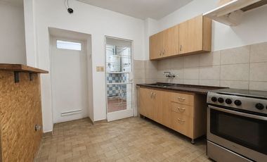 VENTA PH 2 amb en planta baja con patio y lavadero
