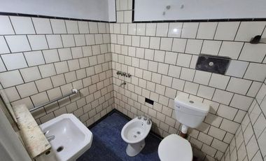 VENTA PH 2 amb en planta baja con patio y lavadero