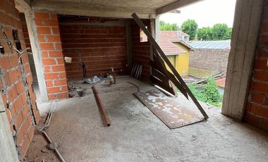 VENTA DEPARTAMENTO 2 AMB. EN POZO EN MONTE GRANDE