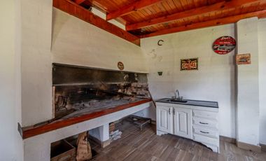 Alquiler casa quinta Benavidez de 1120 m2 c/pileta