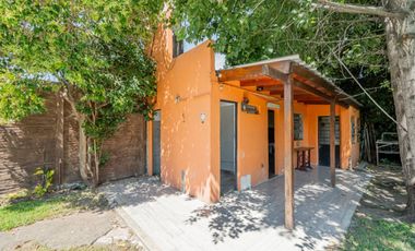 Alquiler casa quinta Benavidez de 1120 m2 c/pileta