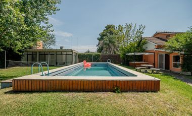 Alquiler casa quinta Benavidez de 1120 m2 c/pileta