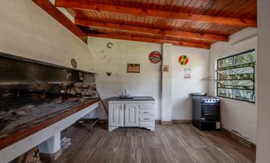 Alquiler casa quinta Benavidez de 1120 m2 c/pileta